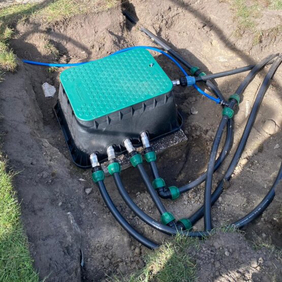 automatische bewässerungsanlage installation versenkregner garten