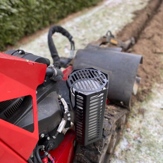leitungsgraben im erdreich fräsen kabelinstallation vorbereiten